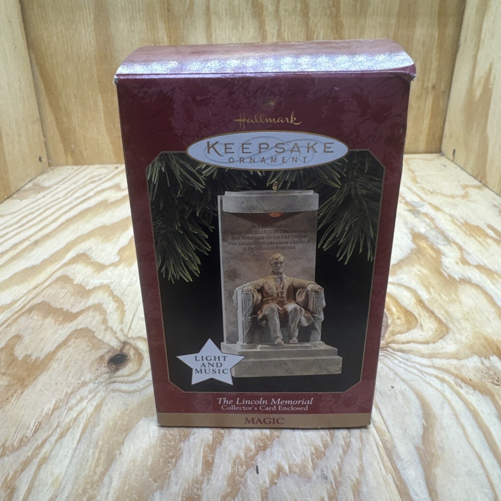 Hallmark Keepsake 1997 Lincoln Memorial Magic Ornament Light Sound‎ Patriotic